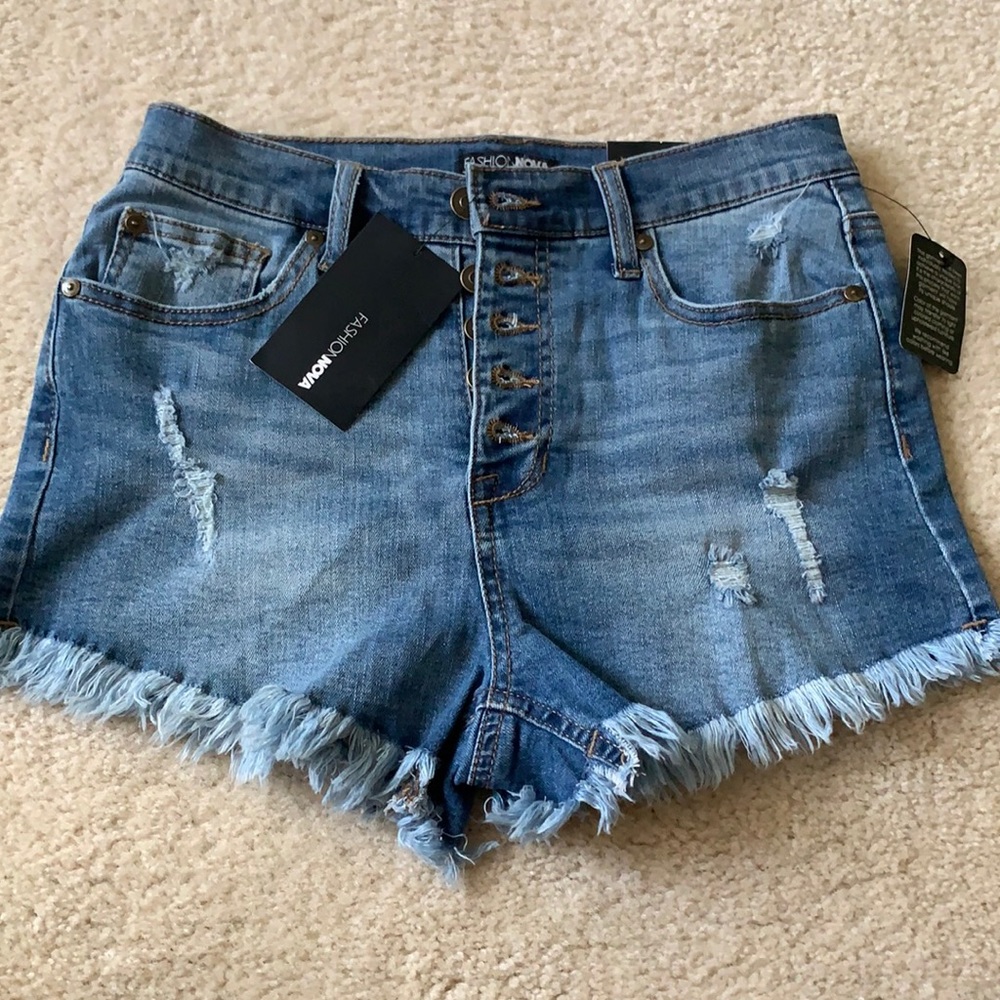 NWT FASHION NOVA JEAN SHORTS